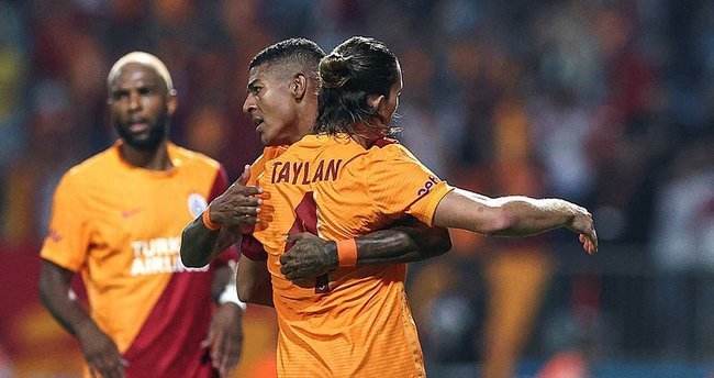 Galatasaray UEFA Avrupa Ligi’nde gruplara kaldı